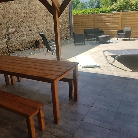 Peyo Et Foodie Panzió 3*